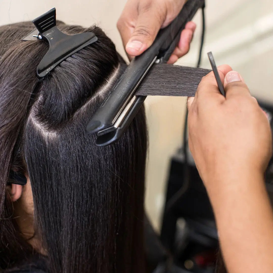 Le soin lissant pour tous types de cheveux : afro, métissé, raide