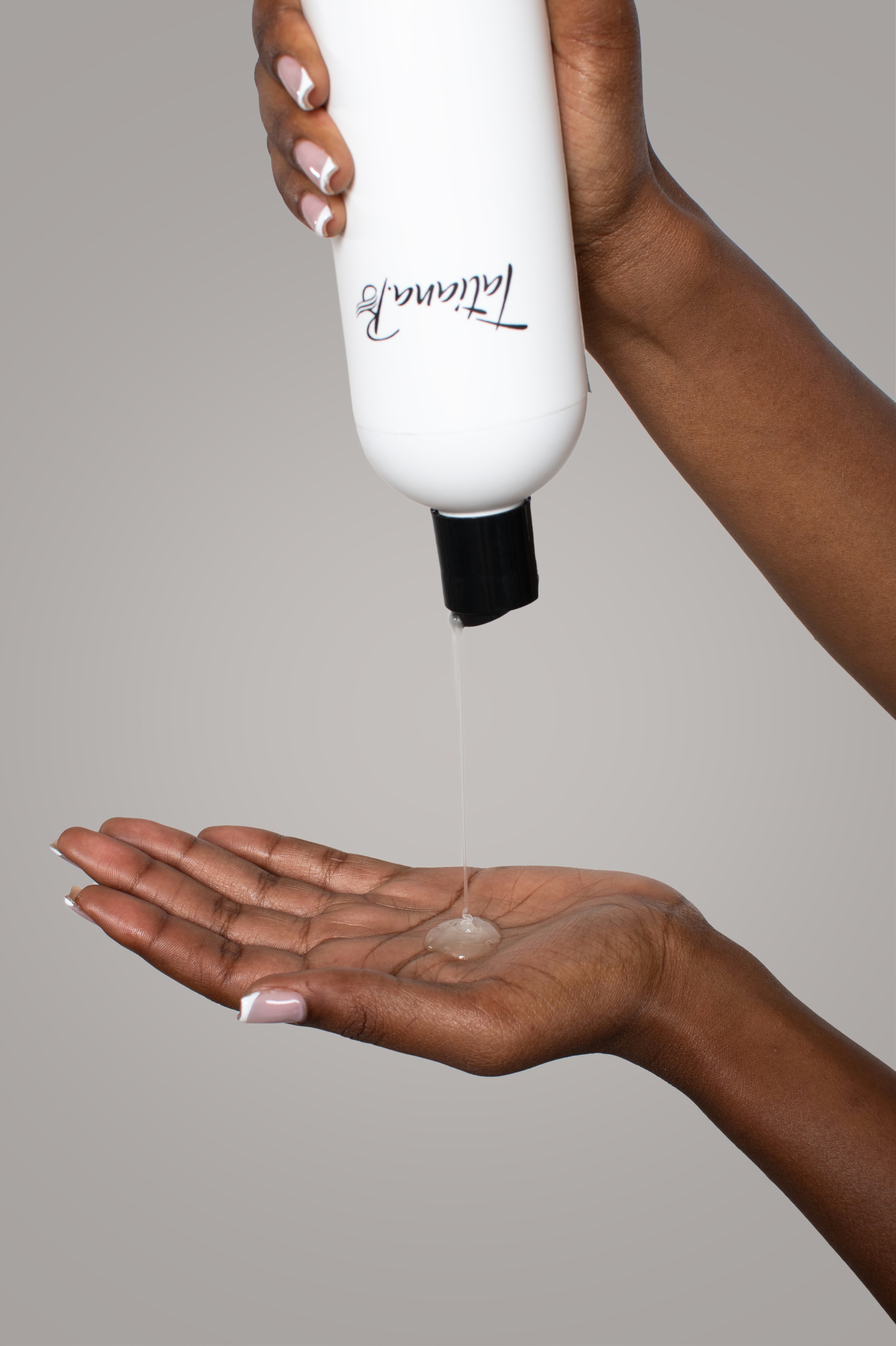 SHAMPOING HYDRATANT POUR CHEVEUX DESHYDRATES